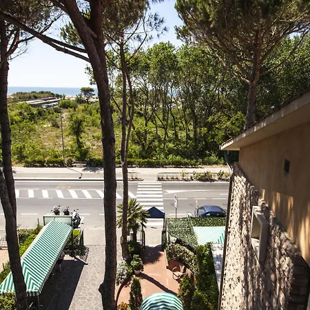 Hotel Il Cavaliere Nero Tirrenia